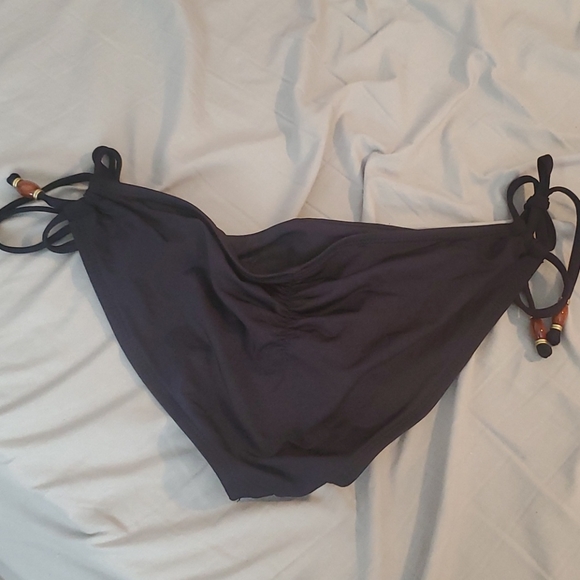 Fringe top sexy AF bikini with scrunch bum - Picture 3 of 3